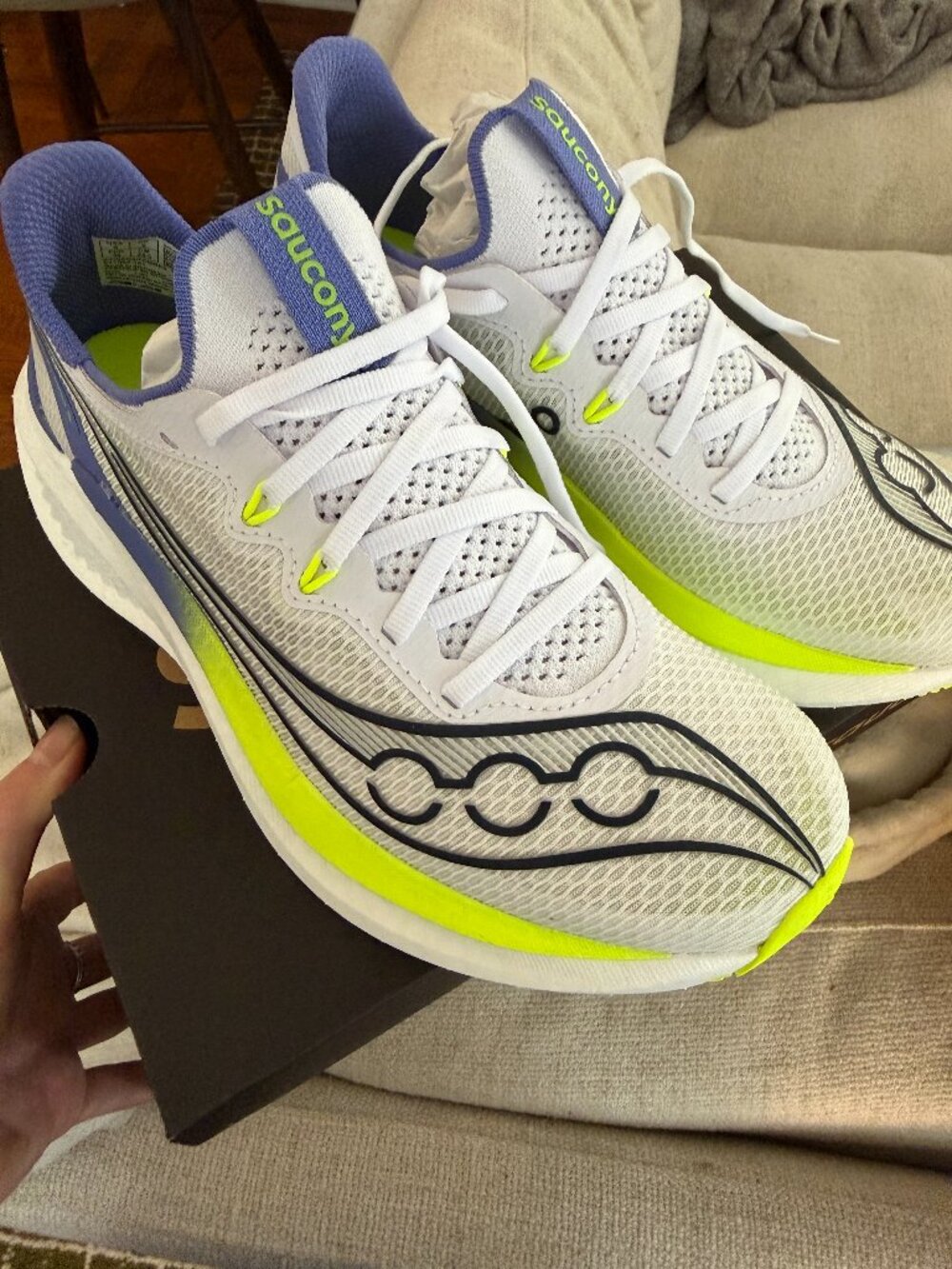 Saucony Endorphin Pro 5 Women's 8 White/Iolite Carbon Plate Racing Shoe NWT